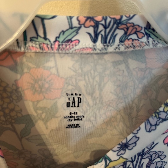 🔆Baby Gap Rash Guard Swim Suit Size 6-12 Months - Picture 4 of 4